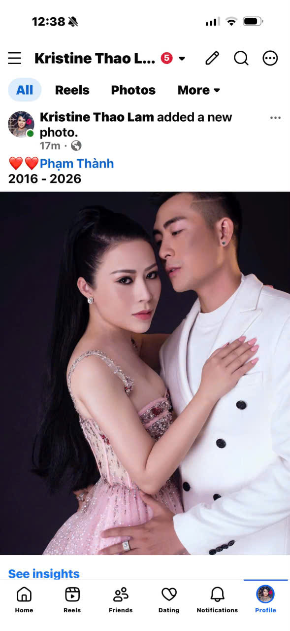 Đúng ngày sinh nhật siêu mẫu Phạm Thành bất ngờ nhận lời chúc đầy yêu thương từ nữ nghệ sĩ “người yêu cũ”