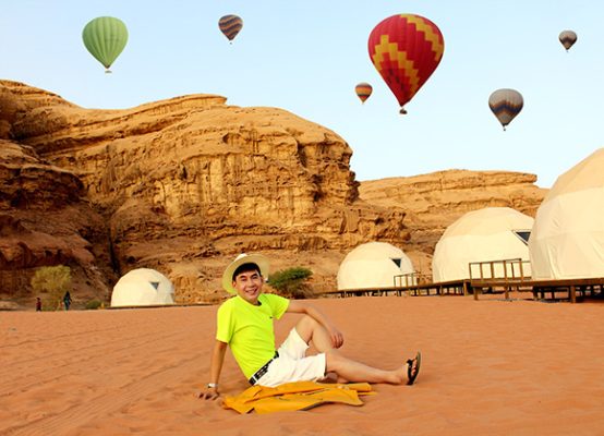 Đoan Trường “ôm trọn” sao trời tại "Thung lũng ánh trăng”Wadi Rum