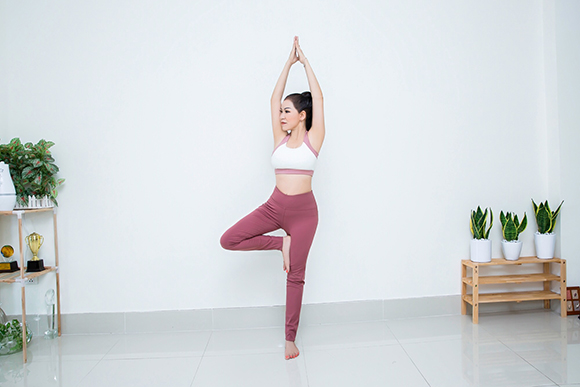 HLV Yoga, Pilates  Đỗ Diễm Chi được học trò phong tặng “Cô giáo quốc dân”