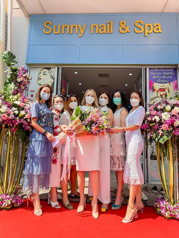 Hoa hậu Xuân Nguyễn mở tiệc kĩ niệm 1 năm khai trương Sunny Nail Spa tại Thái Lan.