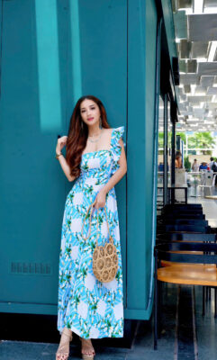 Miss Khả Ái “ Miss Shinning Beauty”  gu thời trang tinh tế thu hút ánh nhìn.