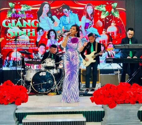 Ca sĩ, bầu show Hồng Ngọc Diễm “Gia đình – điểm tựa tinh thần lớn nhất để tôi hoạt động nghệ thuật.