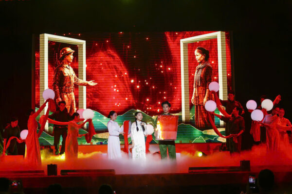 “Tìm kiếm tài năng MC nhí mùa 8” gọi tên Trần Ngọc Bảo Anh