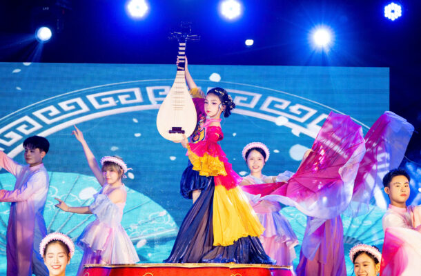 Dàn sao nhí gây mãn nhãn tại show diễn “Tinh hoa hội tụ” tại xứ Lạng